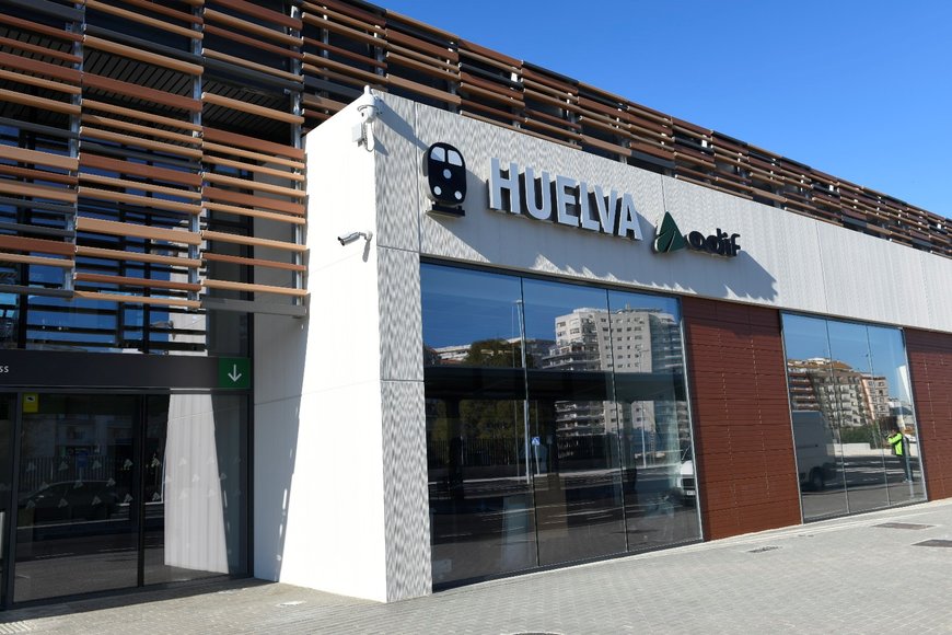 ADIF ADJUDICA TRES CONTRATOS PARA AVANZAR EN LA RENOVACIÓN DE LA LÍNEA ZAFRA-HUELVA POR IMPORTE SUPERIOR A 8,5 M€